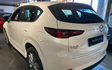 Mazda CX-5 II, 2025 год, 3 990 000 рублей, 3 фотография