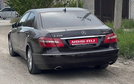 Mercedes-Benz E-Класс, 2010 год, 1 250 000 рублей, 4 фотография