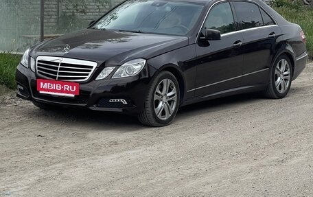 Mercedes-Benz E-Класс, 2010 год, 1 250 000 рублей, 7 фотография