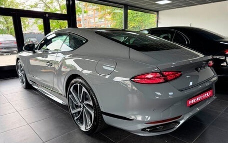 Bentley Continental GT, 2025 год, 40 000 000 рублей, 5 фотография