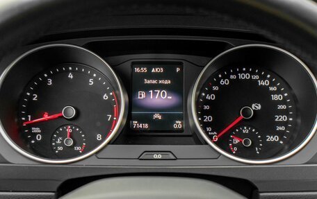 Volkswagen Tiguan II, 2021 год, 2 929 000 рублей, 13 фотография