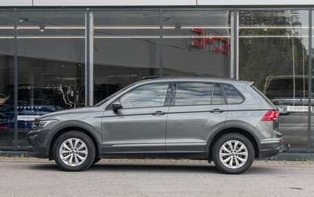 Volkswagen Tiguan II, 2021 год, 2 929 000 рублей, 2 фотография