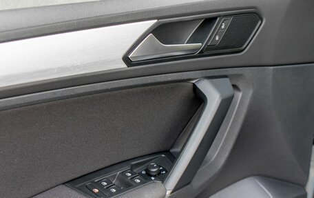 Volkswagen Tiguan II, 2021 год, 2 929 000 рублей, 18 фотография