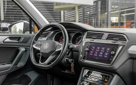 Volkswagen Tiguan II, 2021 год, 2 929 000 рублей, 22 фотография