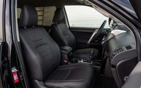 Toyota Land Cruiser Prado 150 рестайлинг 2, 2014 год, 3 050 000 рублей, 7 фотография