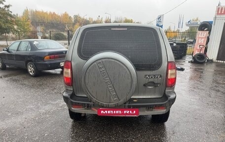Chevrolet Niva I рестайлинг, 2004 год, 220 000 рублей, 2 фотография
