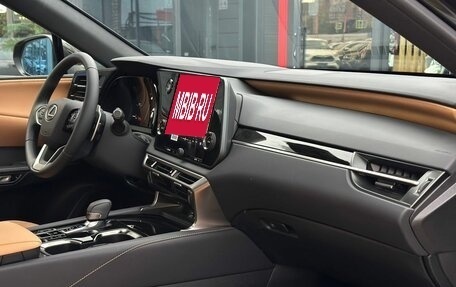 Lexus RX IV рестайлинг, 2025 год, 7 490 000 рублей, 30 фотография