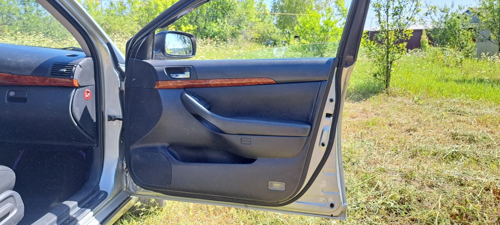 Toyota Avensis II, 2004 год, 700 000 рублей, 10 фотография