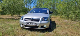 Toyota Avensis II, 2004 год, 700 000 рублей, 1 фотография