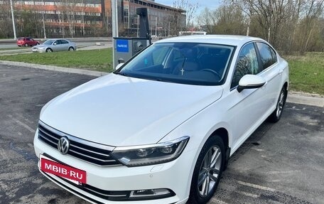 Volkswagen Passat B8 рестайлинг, 2019 год, 2 100 000 рублей, 2 фотография