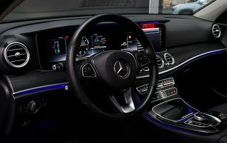 Mercedes-Benz E-Класс, 2017 год, 3 497 000 рублей, 16 фотография