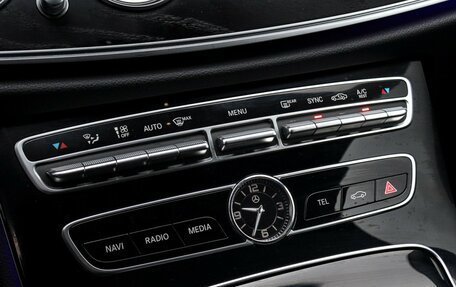 Mercedes-Benz E-Класс, 2017 год, 3 497 000 рублей, 17 фотография