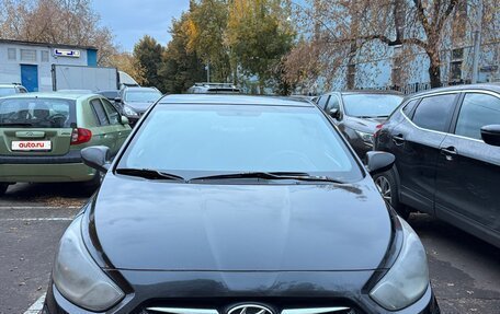Hyundai Solaris II рестайлинг, 2013 год, 400 000 рублей, 3 фотография