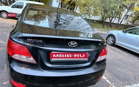 Hyundai Solaris II рестайлинг, 2013 год, 400 000 рублей, 6 фотография