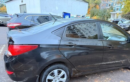 Hyundai Solaris II рестайлинг, 2013 год, 400 000 рублей, 7 фотография
