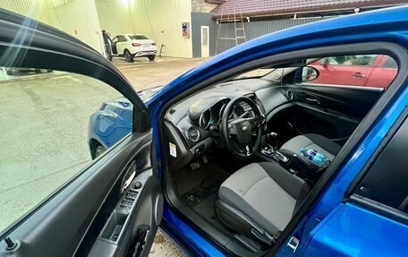 Chevrolet Cruze II, 2009 год, 470 000 рублей, 10 фотография