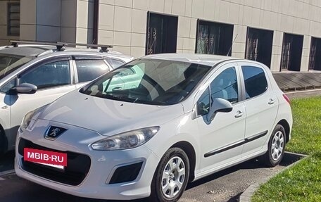 Peugeot 308 II, 2012 год, 630 000 рублей, 2 фотография