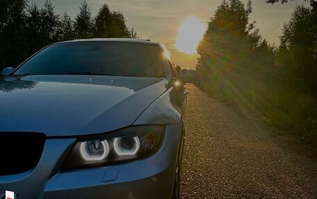 BMW 3 серия, 2006 год, 860 000 рублей, 2 фотография
