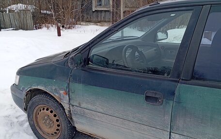 Mitsubishi Space Runner II, 1997 год, 105 000 рублей, 6 фотография