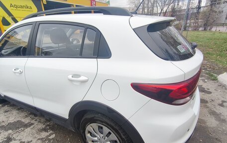 KIA Rio IV, 2018 год, 1 400 000 рублей, 2 фотография