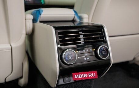 Land Rover Range Rover IV рестайлинг, 2025 год, 26 950 000 рублей, 26 фотография