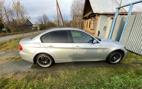 BMW 3 серия, 2006 год, 700 000 рублей, 3 фотография