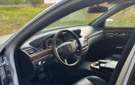 Mercedes-Benz S-Класс, 2005 год, 900 000 рублей, 15 фотография