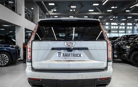 Cadillac Escalade V, 2025 год, 24 215 000 рублей, 6 фотография