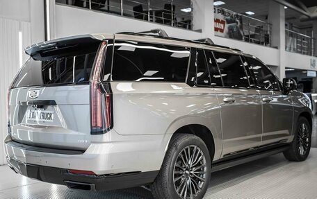 Cadillac Escalade V, 2025 год, 24 215 000 рублей, 7 фотография