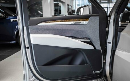 Cadillac Escalade V, 2025 год, 24 215 000 рублей, 10 фотография