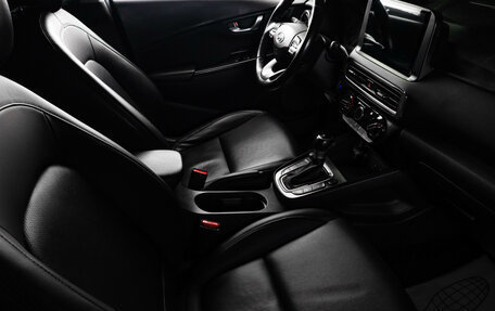 Hyundai Kona I, 2021 год, 2 289 000 рублей, 17 фотография