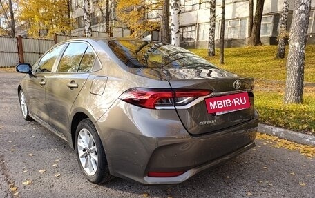 Toyota Corolla, 2021 год, 1 890 000 рублей, 5 фотография