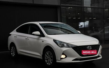 Hyundai Solaris II рестайлинг, 2021 год, 1 299 000 рублей, 3 фотография