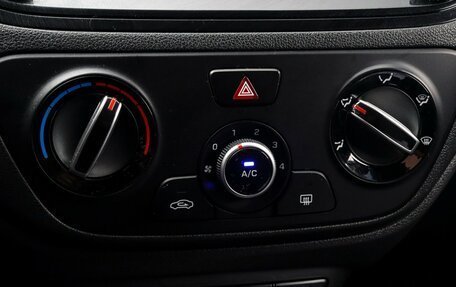Hyundai Solaris II рестайлинг, 2021 год, 1 299 000 рублей, 18 фотография