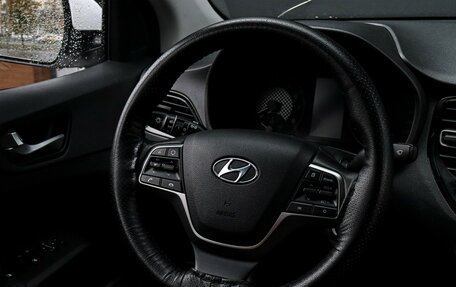 Hyundai Solaris II рестайлинг, 2021 год, 1 299 000 рублей, 13 фотография