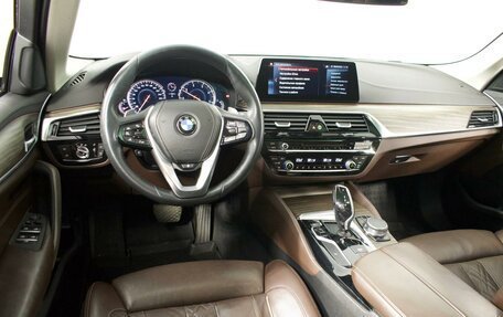 BMW 5 серия, 2018 год, 2 999 150 рублей, 6 фотография