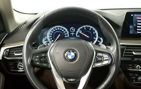 BMW 5 серия, 2018 год, 2 999 150 рублей, 14 фотография