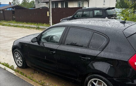 BMW 1 серия, 2008 год, 800 000 рублей, 2 фотография