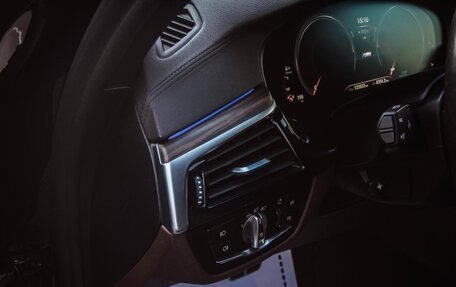 BMW 5 серия, 2019 год, 3 229 000 рублей, 8 фотография