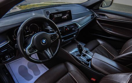 BMW 5 серия, 2019 год, 3 229 000 рублей, 17 фотография