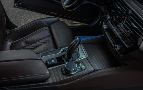 BMW 5 серия, 2019 год, 3 229 000 рублей, 19 фотография