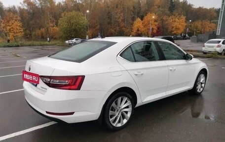 Skoda Superb III рестайлинг, 2019 год, 2 150 000 рублей, 7 фотография