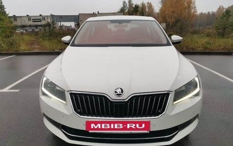 Skoda Superb III рестайлинг, 2019 год, 2 150 000 рублей, 3 фотография