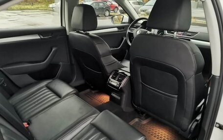 Skoda Superb III рестайлинг, 2019 год, 2 150 000 рублей, 16 фотография