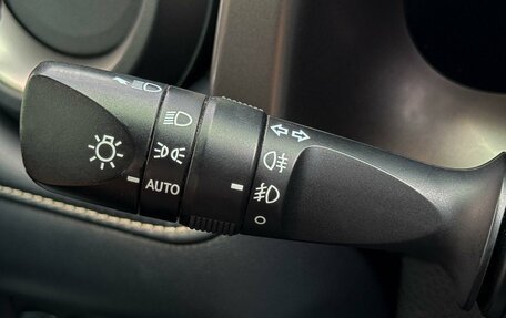 Toyota RAV4, 2018 год, 2 199 000 рублей, 15 фотография