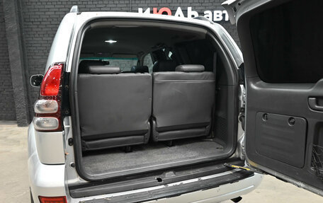 Toyota Land Cruiser Prado 120 рестайлинг, 2006 год, 2 300 000 рублей, 6 фотография