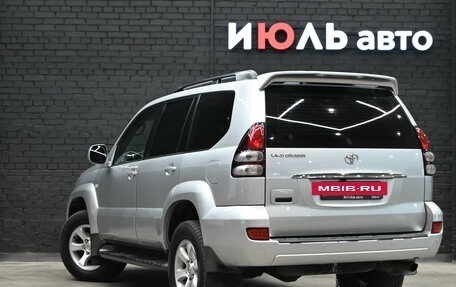Toyota Land Cruiser Prado 120 рестайлинг, 2006 год, 2 300 000 рублей, 4 фотография