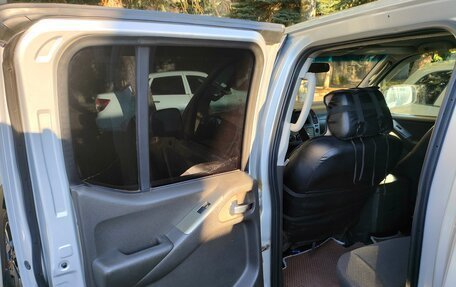 Nissan Navara (Frontier), 2007 год, 1 100 000 рублей, 8 фотография