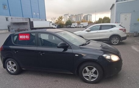 KIA cee'd I рестайлинг, 2008 год, 559 000 рублей, 2 фотография