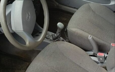 Hyundai Accent II, 2004 год, 260 000 рублей, 7 фотография